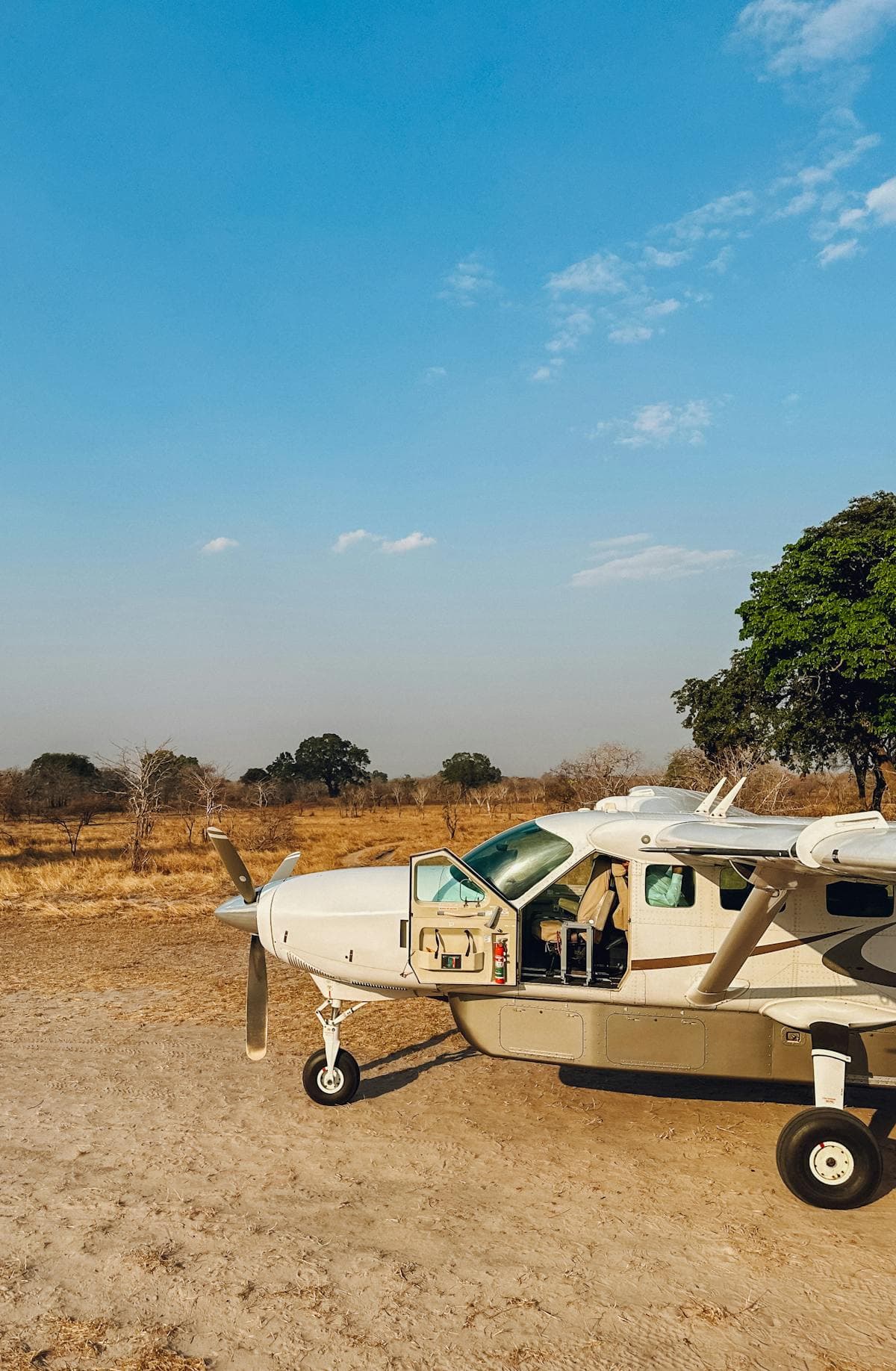 KENYA FLIGHT SAFARIS